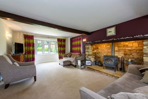 Sitting Room- click for photo gallery